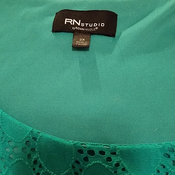 Turquoise teal lace dress. - Picture 4 of 4